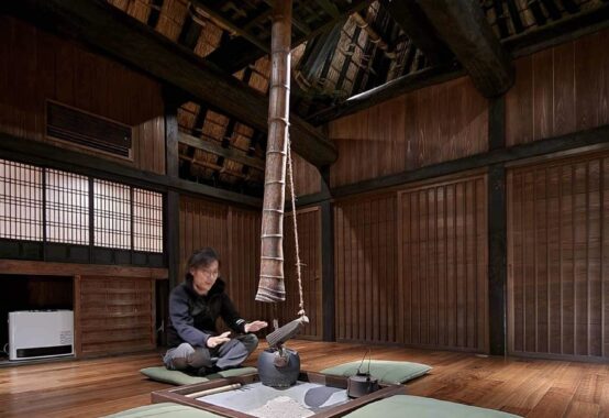 ボロ戸建ての選び方を解説した記事の写真(古民家の室内)